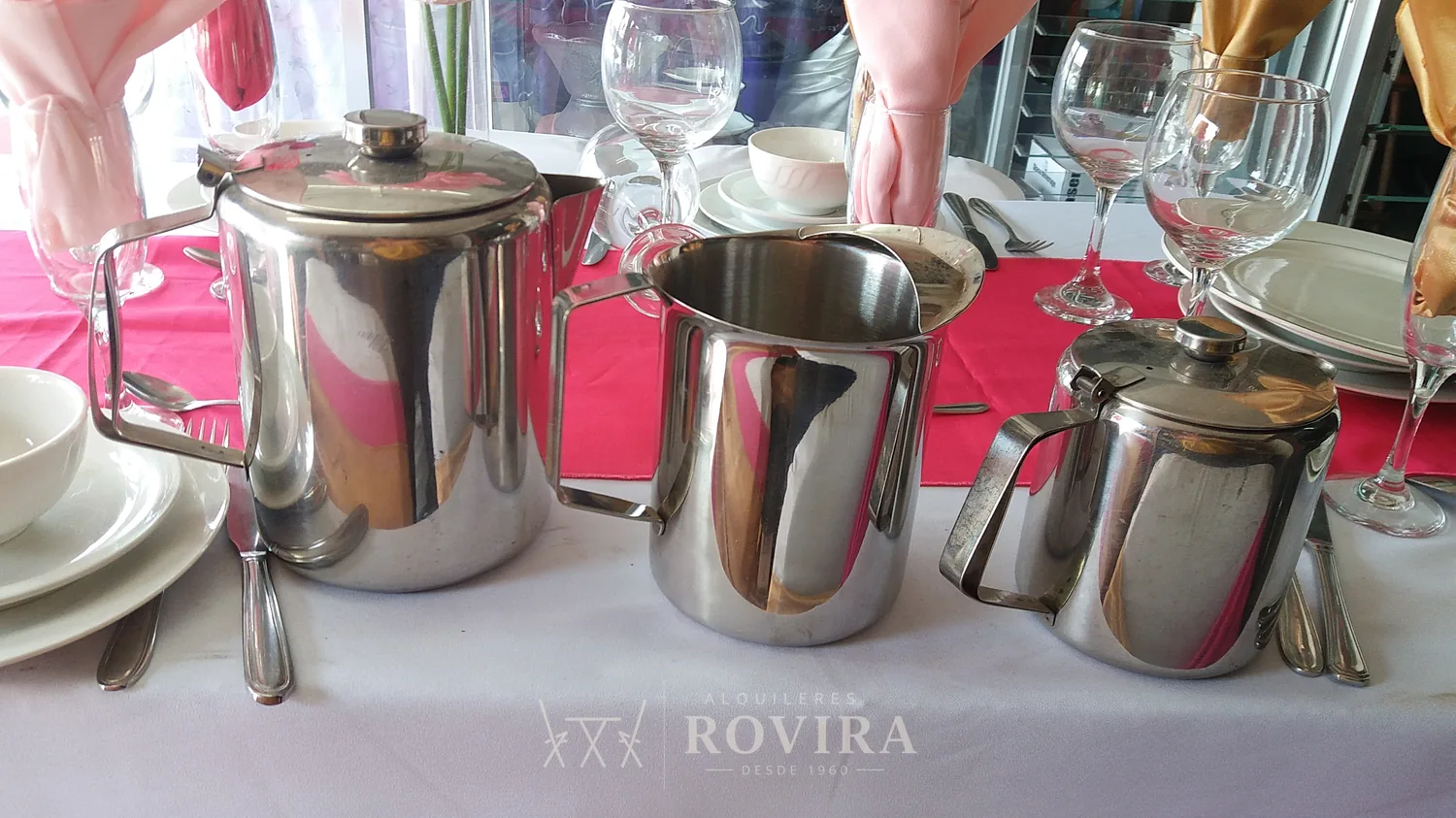 Hieleras de acero inoxidable con copas de cristal, equipo de servicio de bebidas