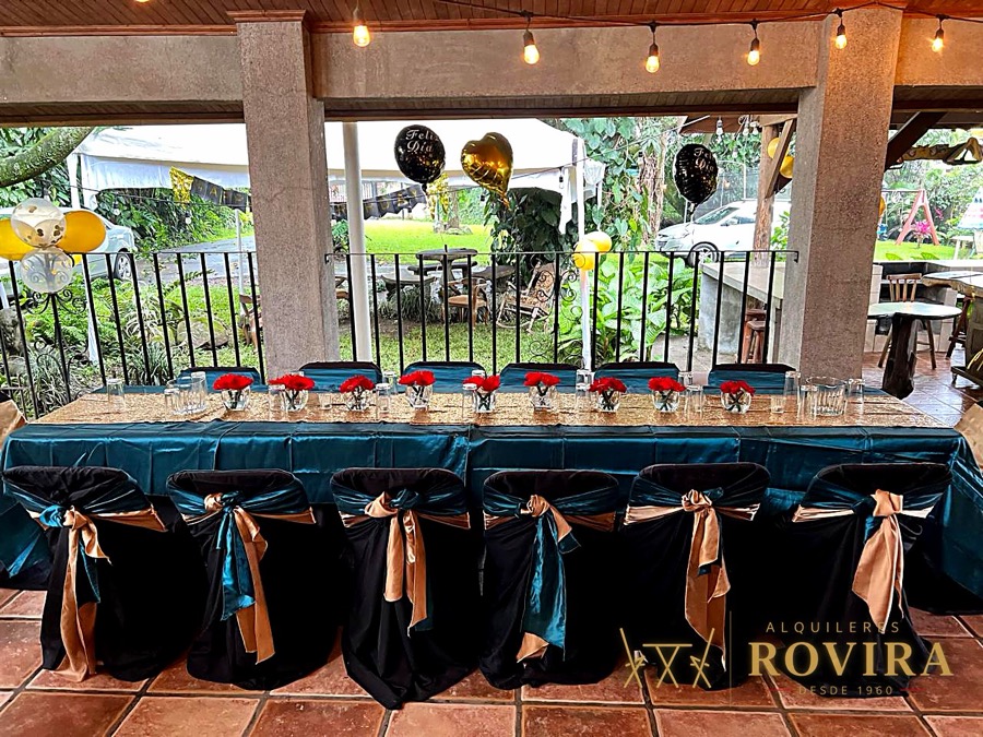 Evento real de Alquileres Rovira (foto pendiente de curaduría y etiquetado por categoría)